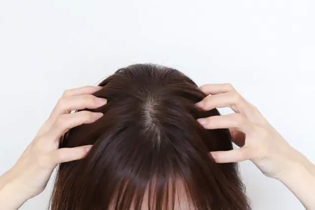 トルコ植毛は女性でも受けられる？費用相場と症例・日本との違い